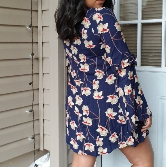 HE LOVES ME NAVY FLORAL MINI SHIFT DRESS - Picture 5 of 12